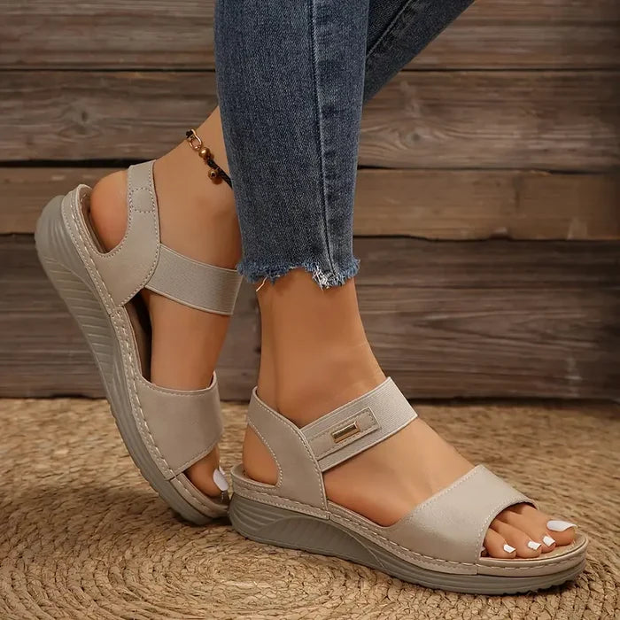 Avarie™ Women's Wedge Sandals