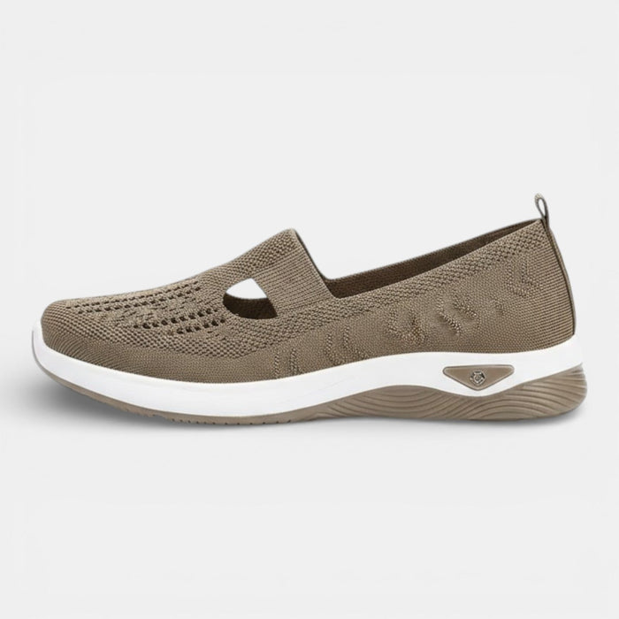 Khaki / 4 AU