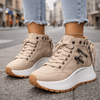 Novera Chunk Sneakers